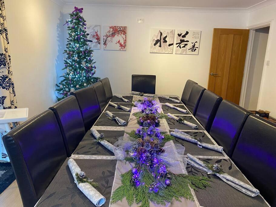 Hen & Stag Retreat Weekend Stay Sleeps 10 To 30 塞特福德 外观 照片